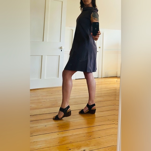 Gap Maternity Dress - Picture 9 of 10